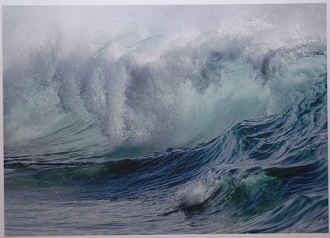 Large breaking wave