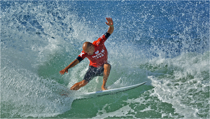 Surfer in Red Jersen